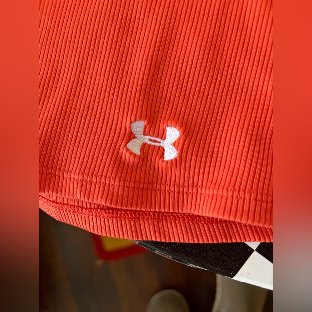 Under Armour Vibrant Orange and vibrant pink Tank Tops - Picture 3 of 9